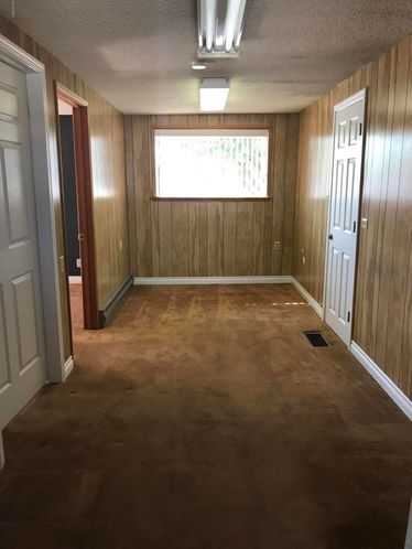 201 E 2nd St, Grandview, WA 98930